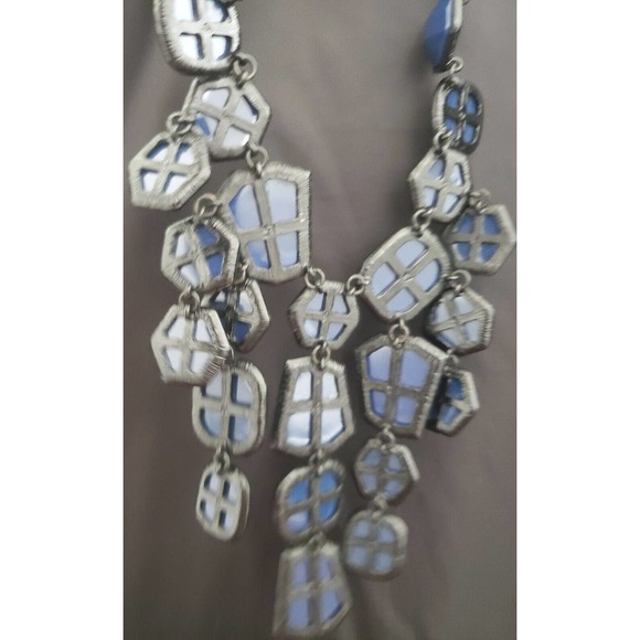 New Blue Lapis / Black Tone Heavy Chain Graduated Stone Statement Necklace NWOT - Picture 2 of 3